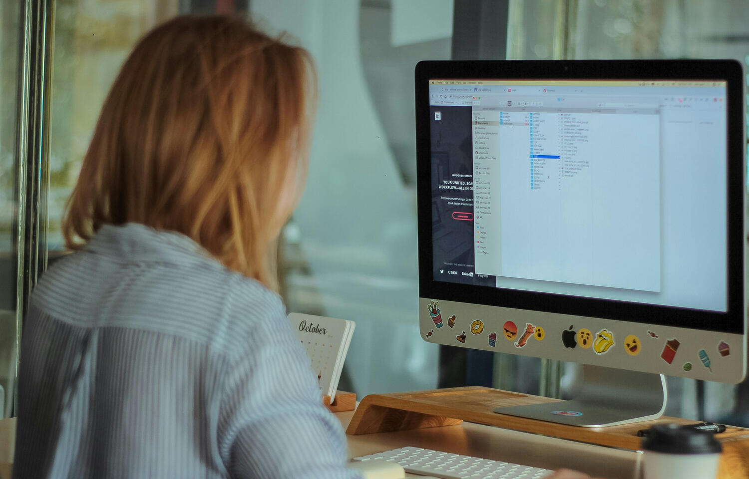 Professional bilingual legal translator working on official English–Italian documents